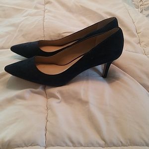 Ann Taylor navy blue shoes